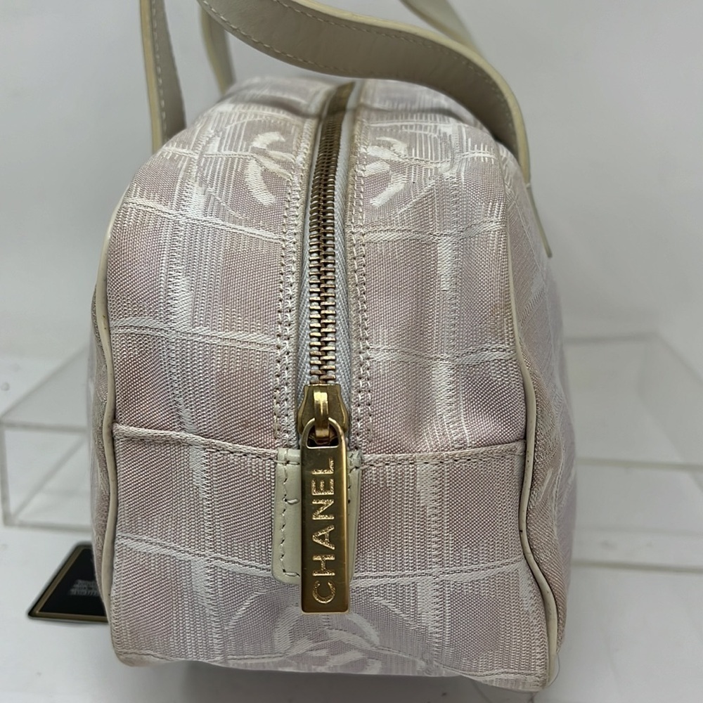 CHANEL Travel Ligne Bowler Bag - Picture 4 of 16